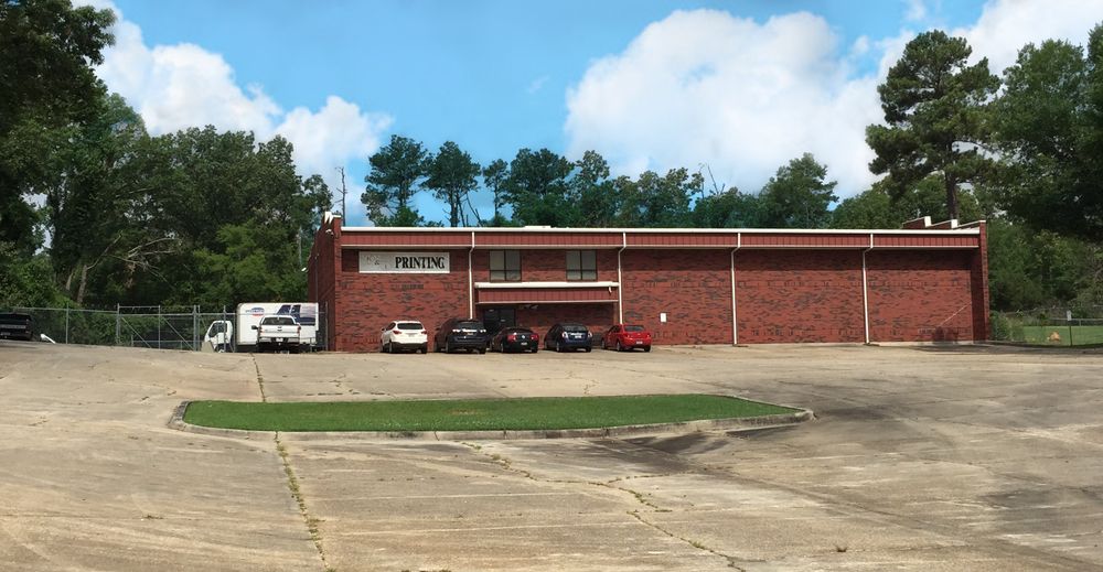 Income Producing Corporate Complex: 2640 Youree Dr, Shreveport, LA 71104